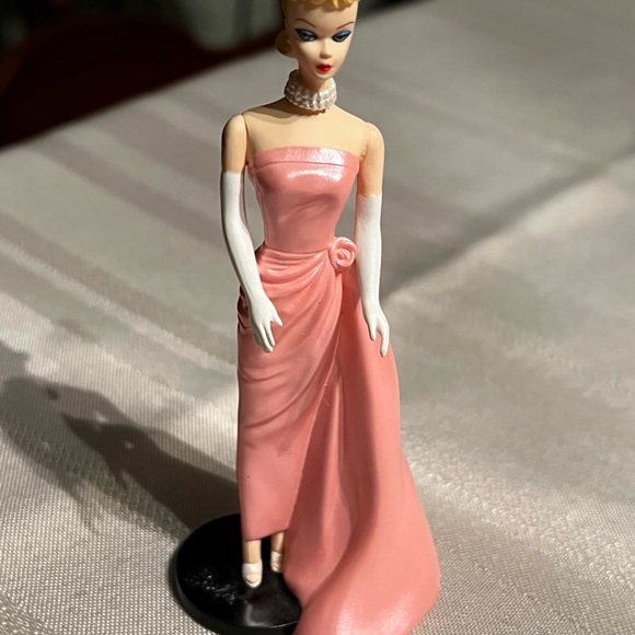 Vintage Hallmark 90s (4) Barbie Christmas ornaments - Picture 3 of 7